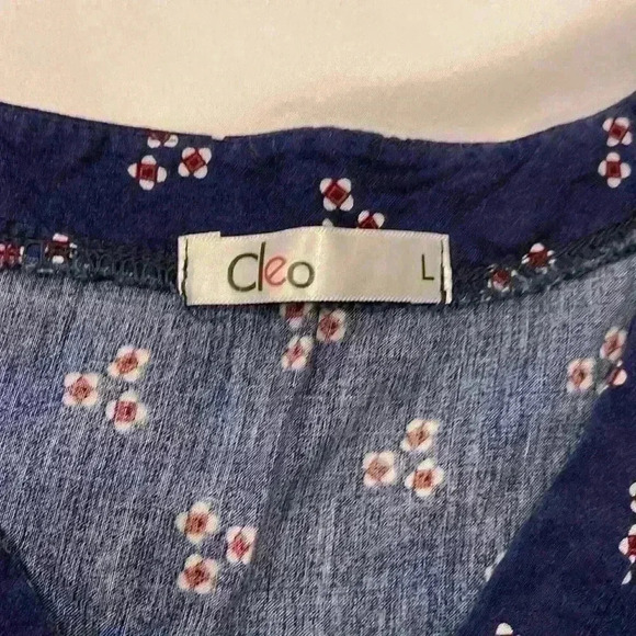 Cleo Short Sleeve Top - Picture 3 of 3